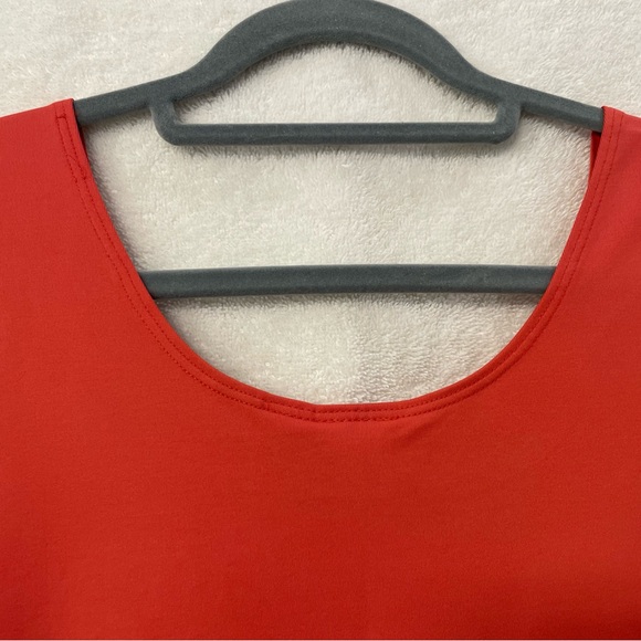 Sleeveless tank by Chicos size 2 coral in excellent condition. Great piece - Picture 6 of 8